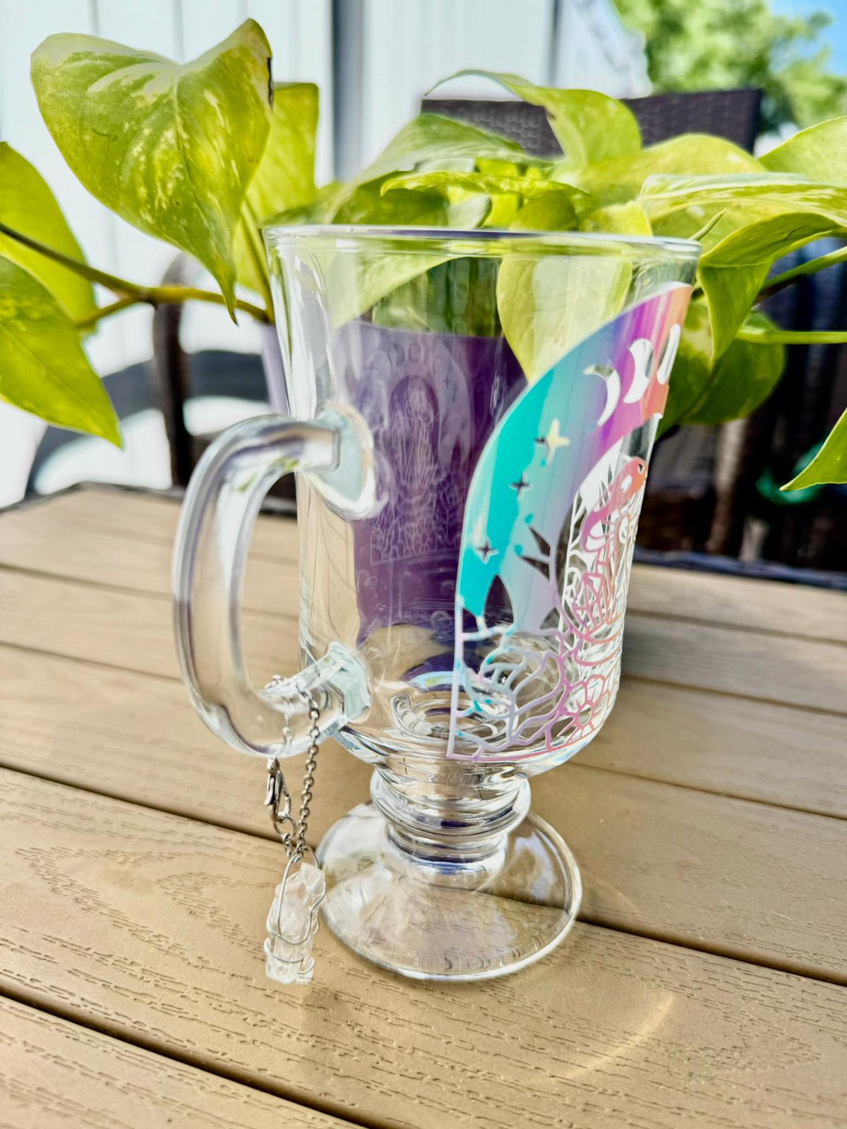 Hongo Mágico | Taza de cristal con dije de cristal.