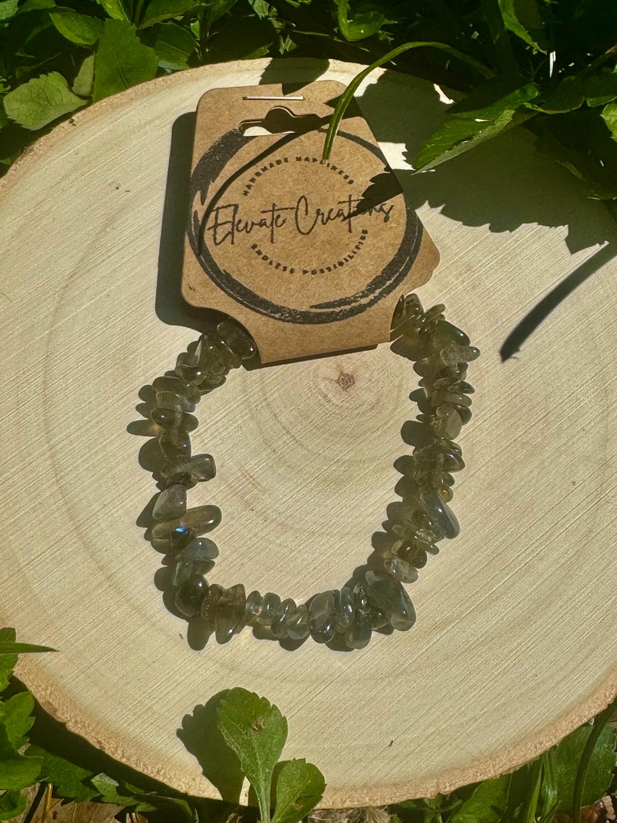 Pulsera de chips de labradorita