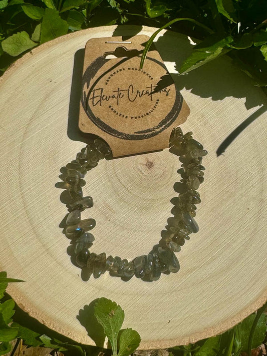 Pulsera de chips de labradorita