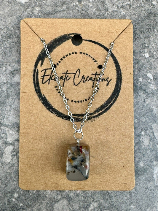 Collar con dije de amatista