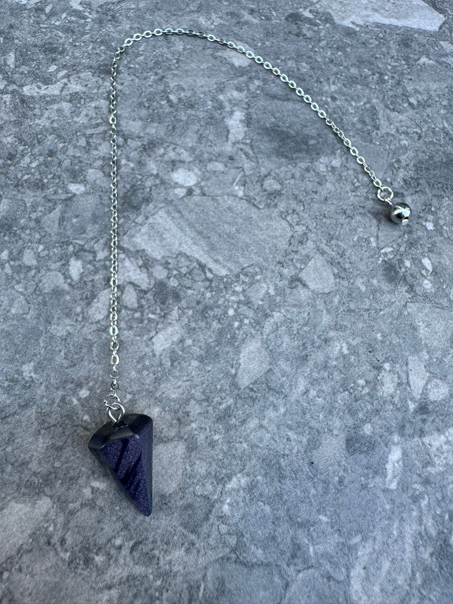 Piedra dorada | Péndulo