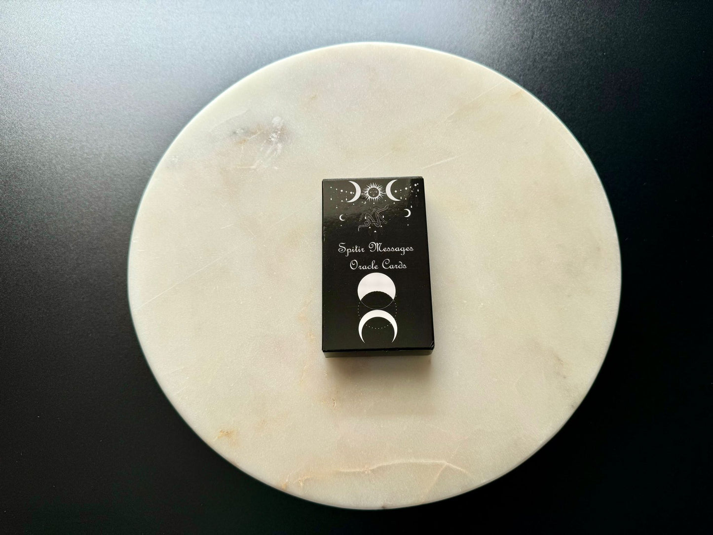 Cartas del oráculo con mensajes espirituales