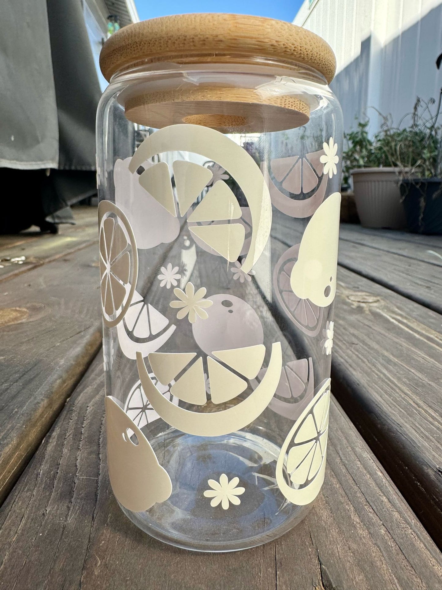 Color Changing Lemon Glass Cup with Bamboo Lid & Glass Straw