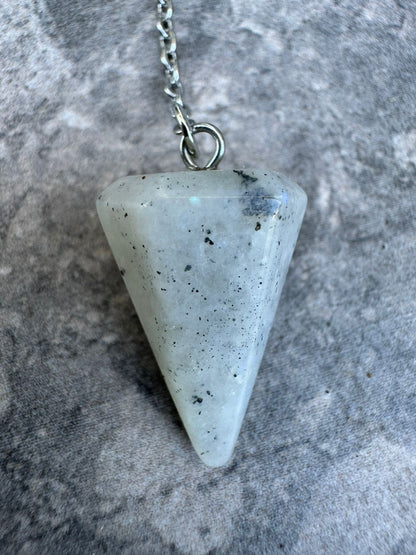 Rainbow Moonstone | Pendulum